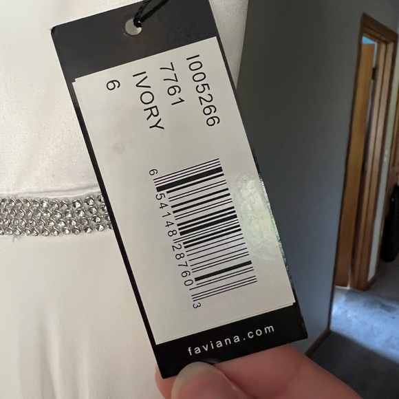 NWT - Ivory Special Occasion Floor Length Gown with sewn detail rhinestone belt - Picture 4 of 9